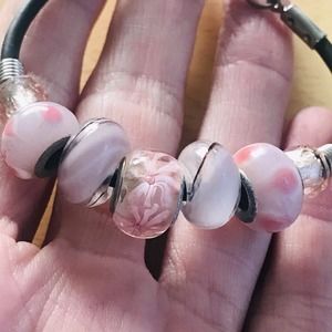 Murano Glass Beaded bracelet Pink Silver Black PVC Chain 7"
